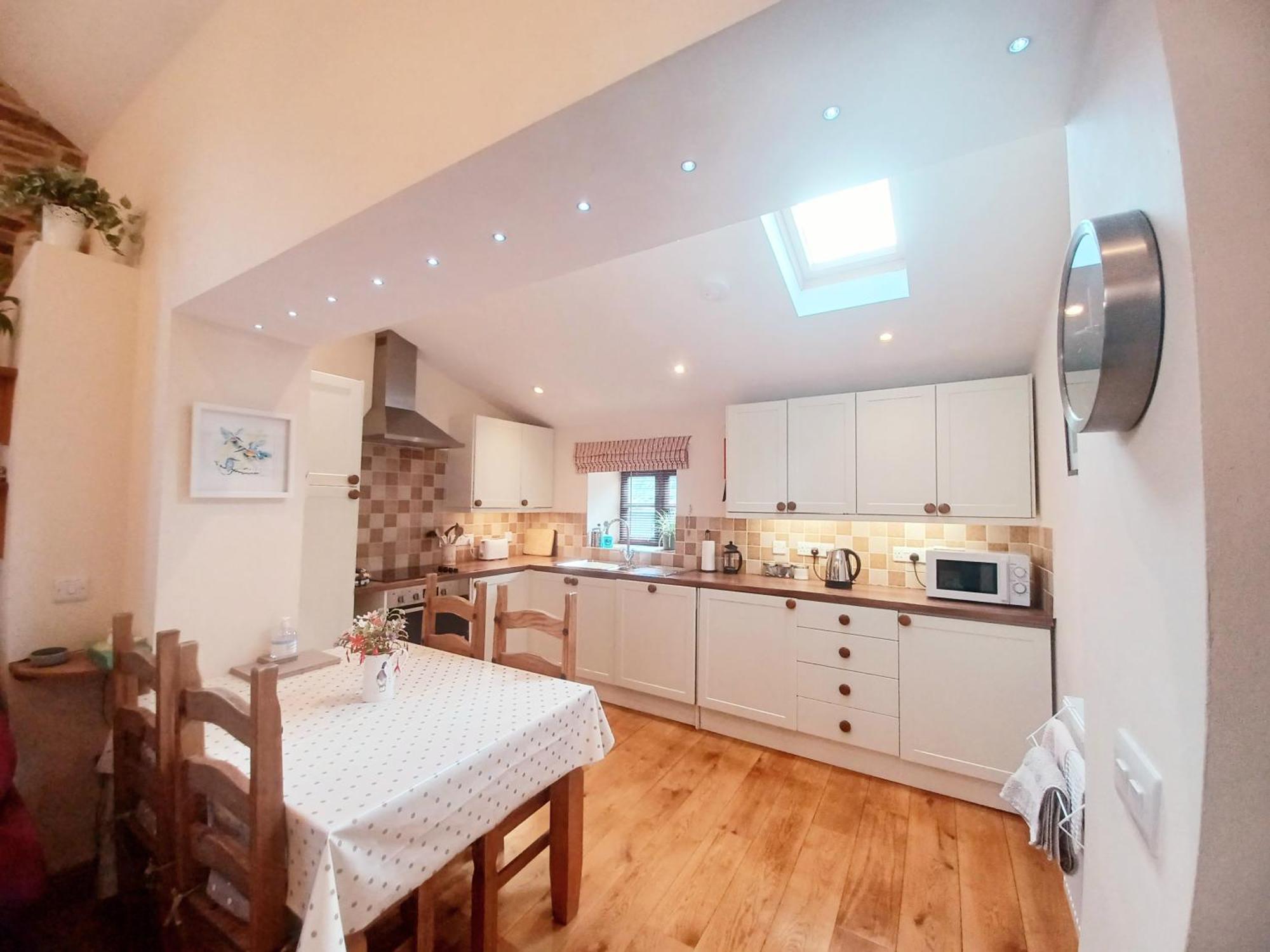 River Cottage@Cwm Mill - Riverside Family Holidays In The Black Mountains 赫里福德 外观 照片